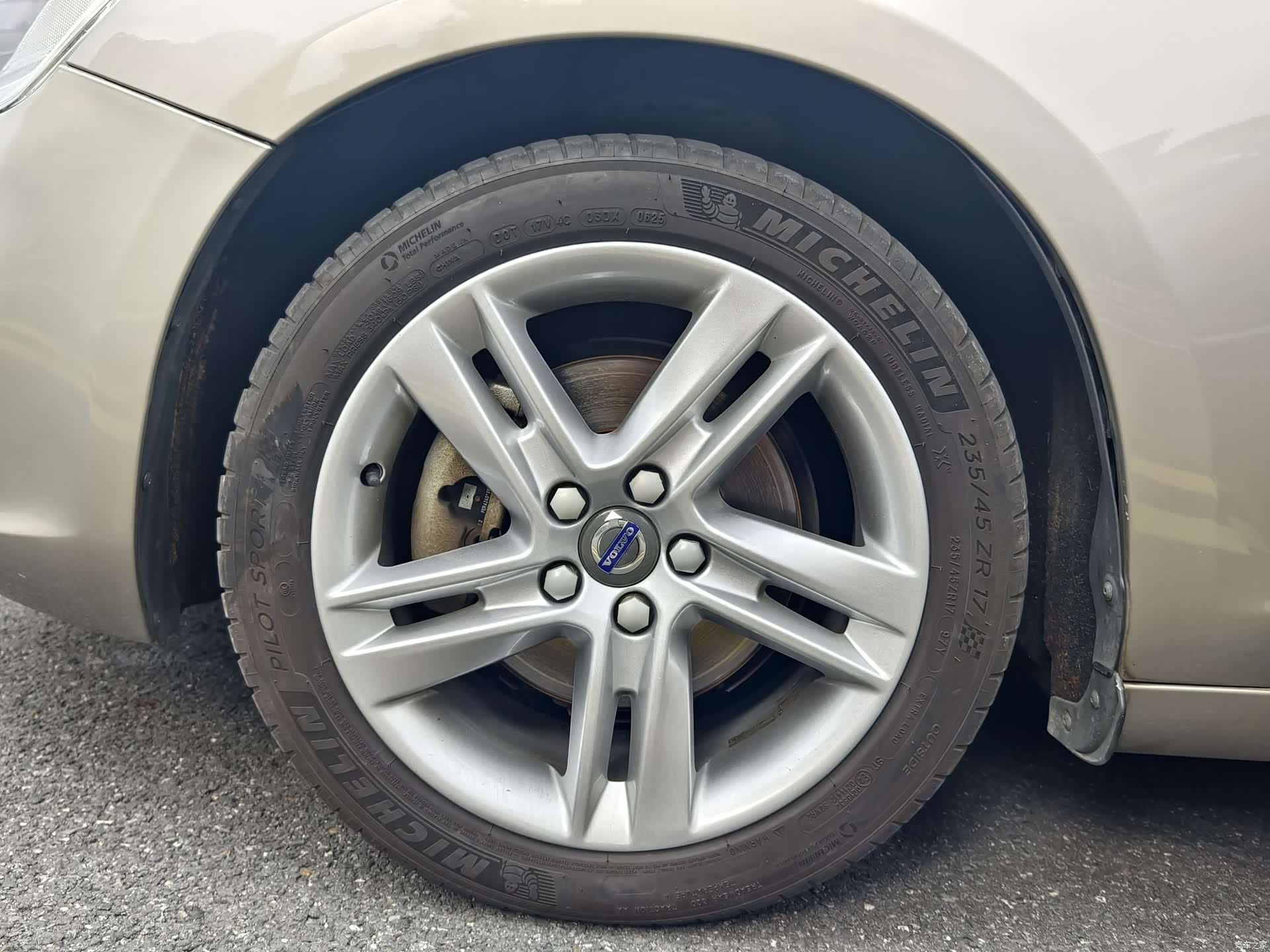 Volvo S60, 2015 25