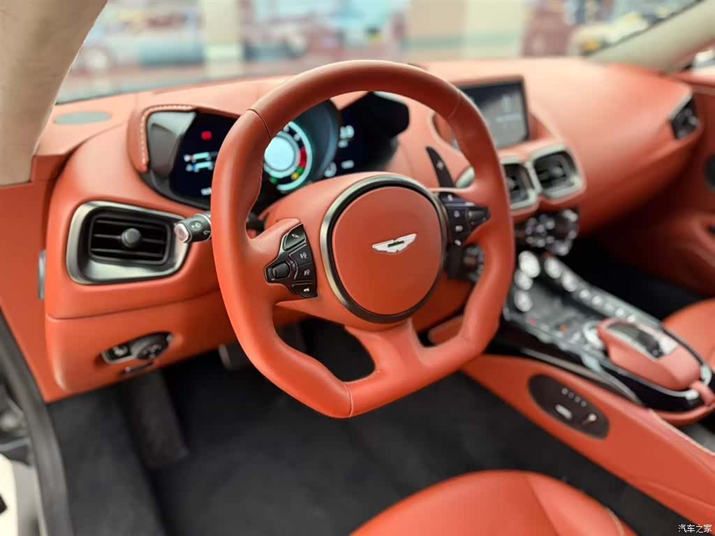 Aston Martin Vantage, 2019 7