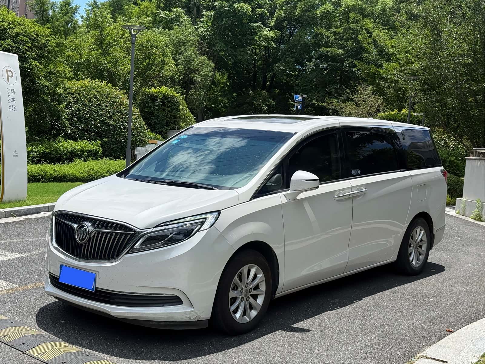 Buick GL8