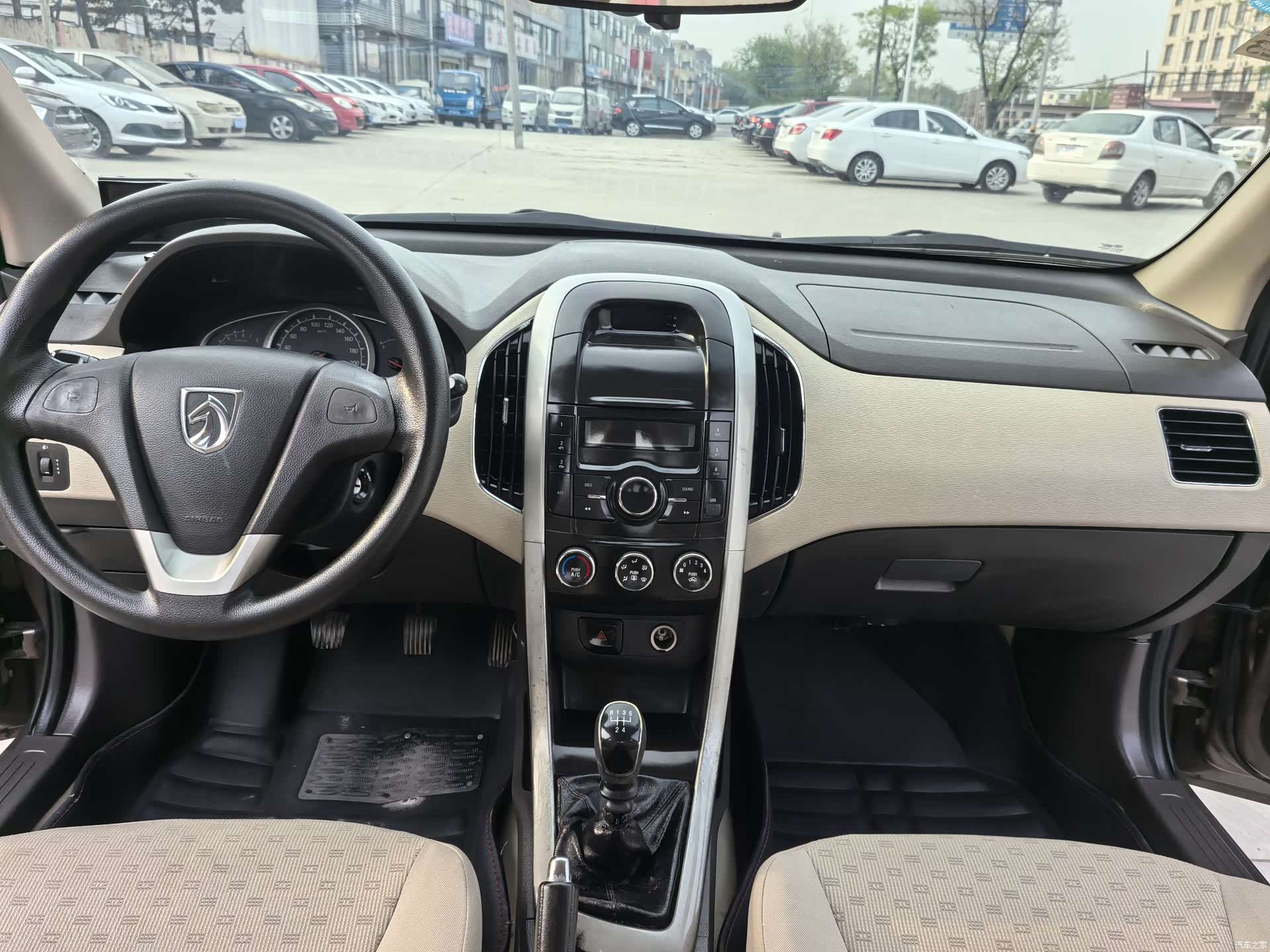 Wuling 630, 2013 10