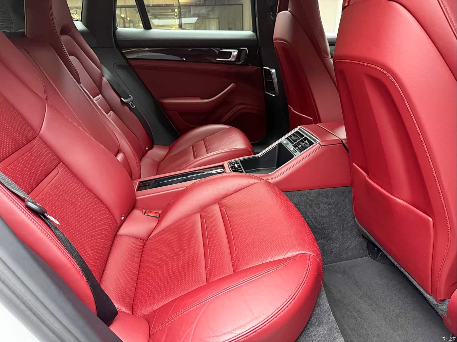 Porsche Panamera, 2022 14