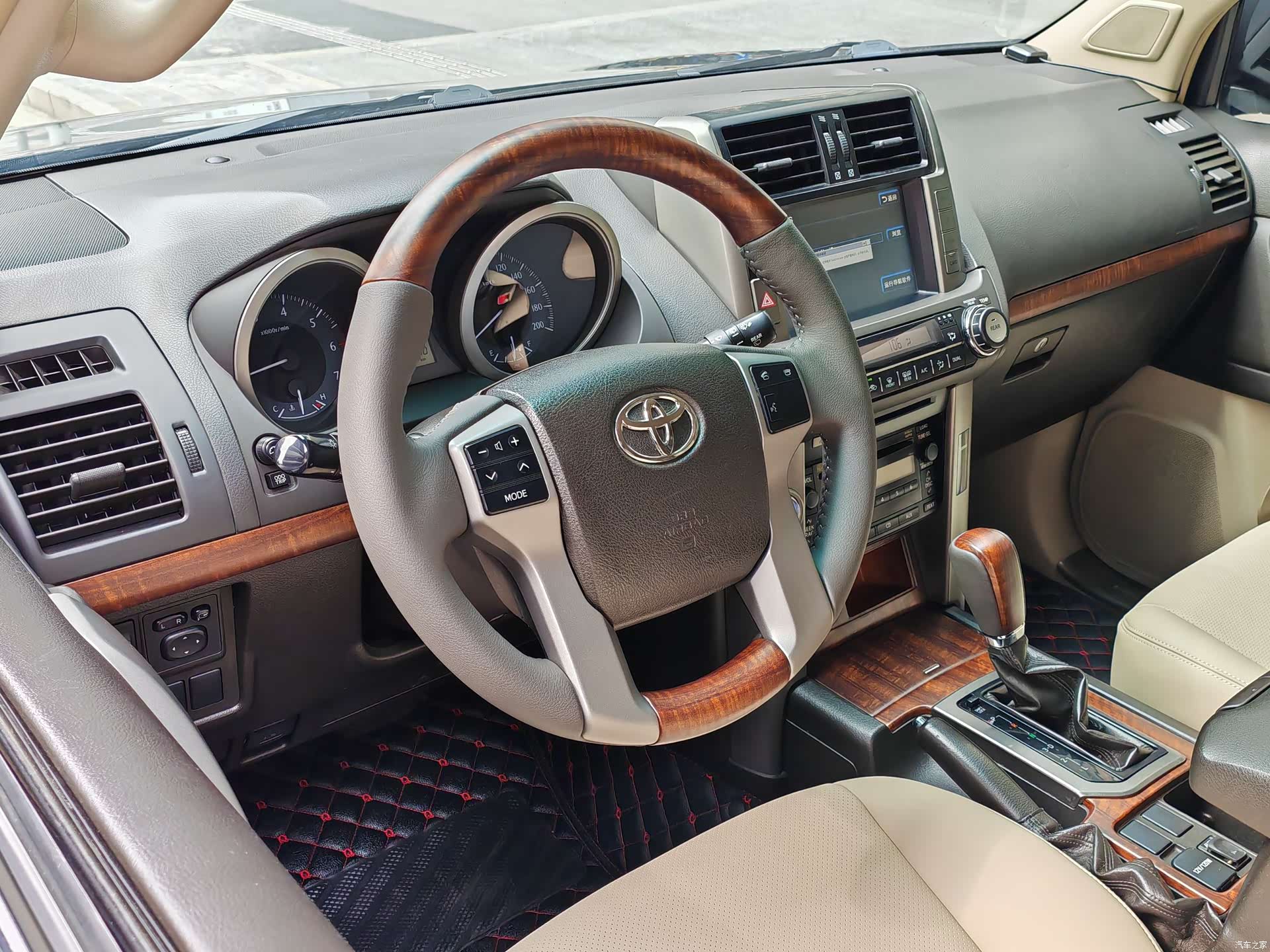 Toyota Prado, 2012 7