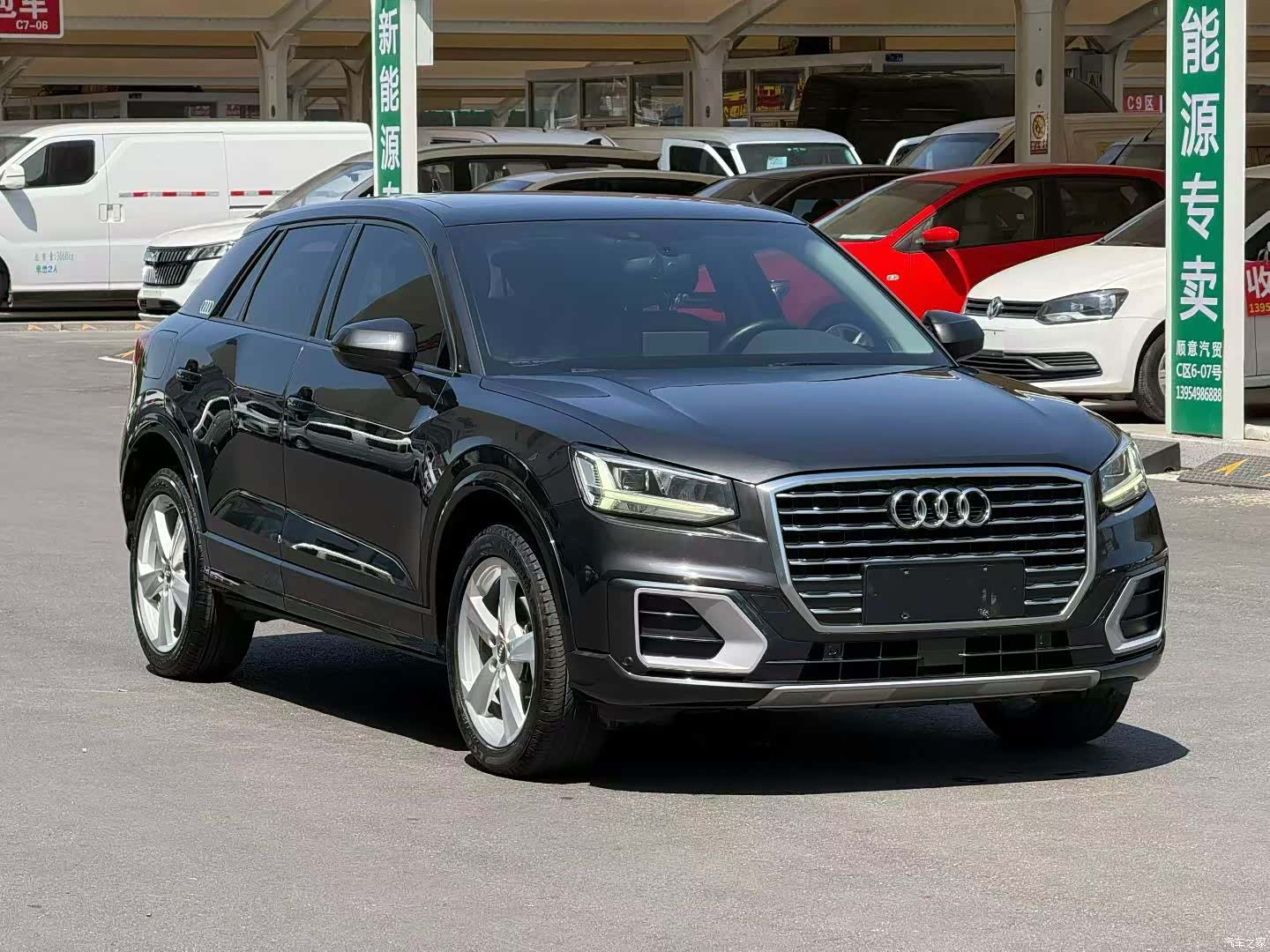 Audi Q2L, 2019 3