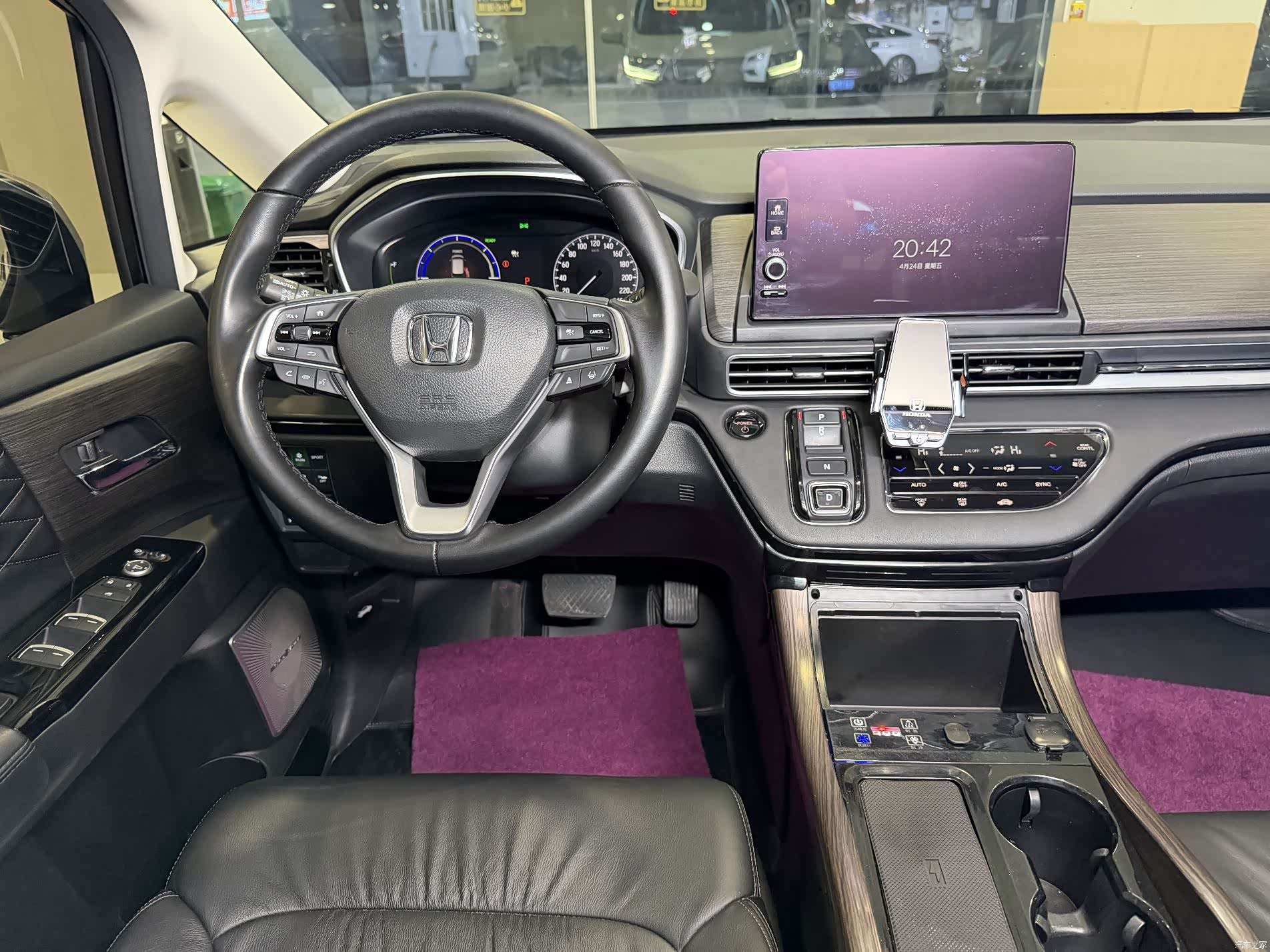 Honda Elysion, 2024 9