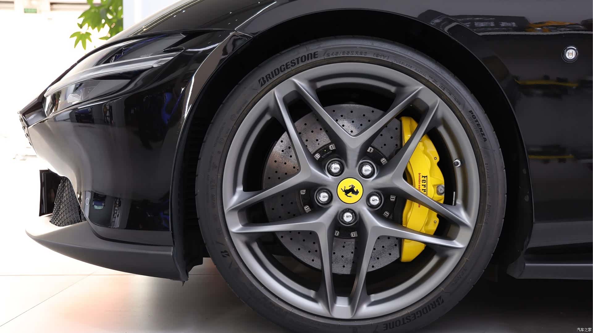 Ferrari Roma, 2023 16