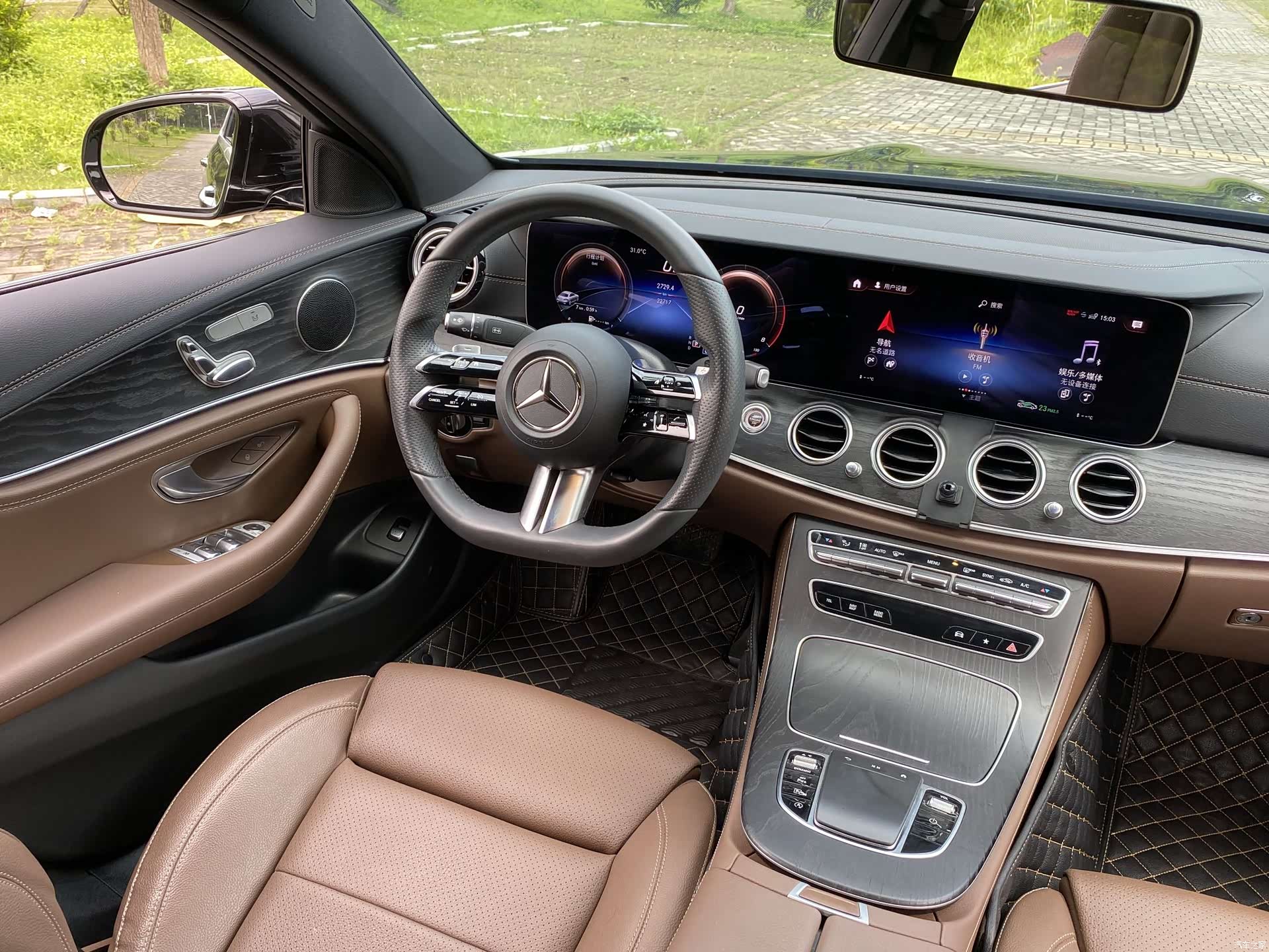 Mercedes-Benz E-Class, 2022 12