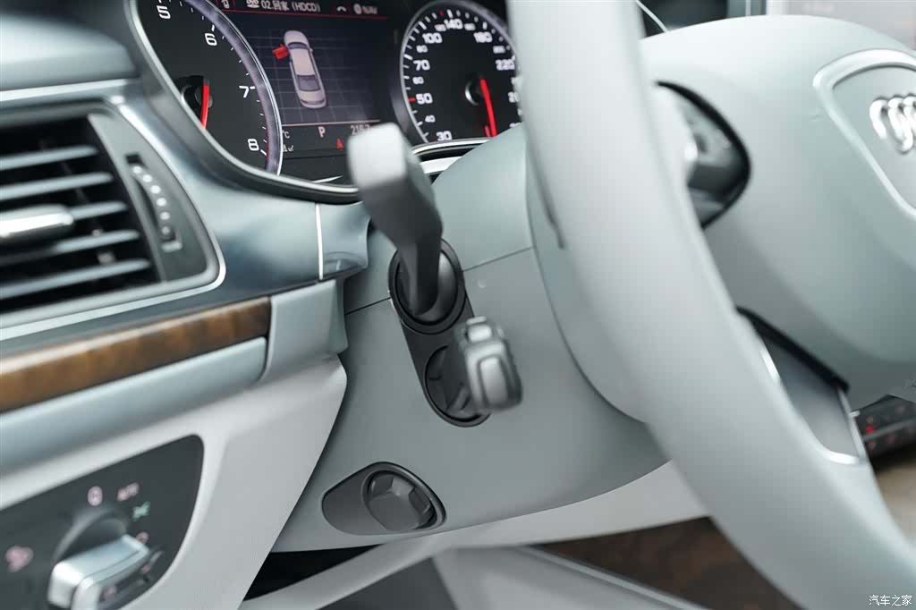 Audi A6L, 2014 8