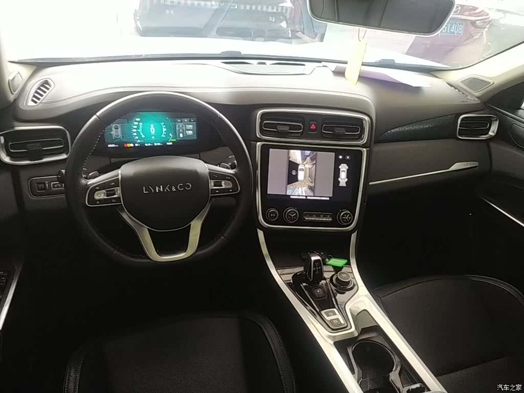 Lynk & Co 01, 2019 10