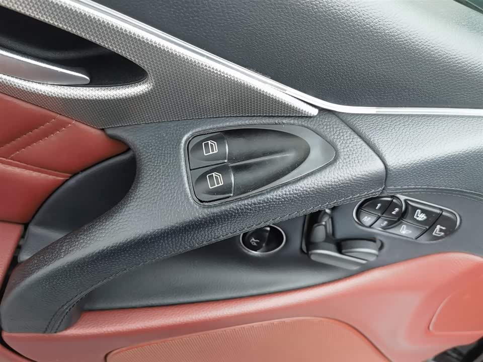 Mercedes-Benz SL class