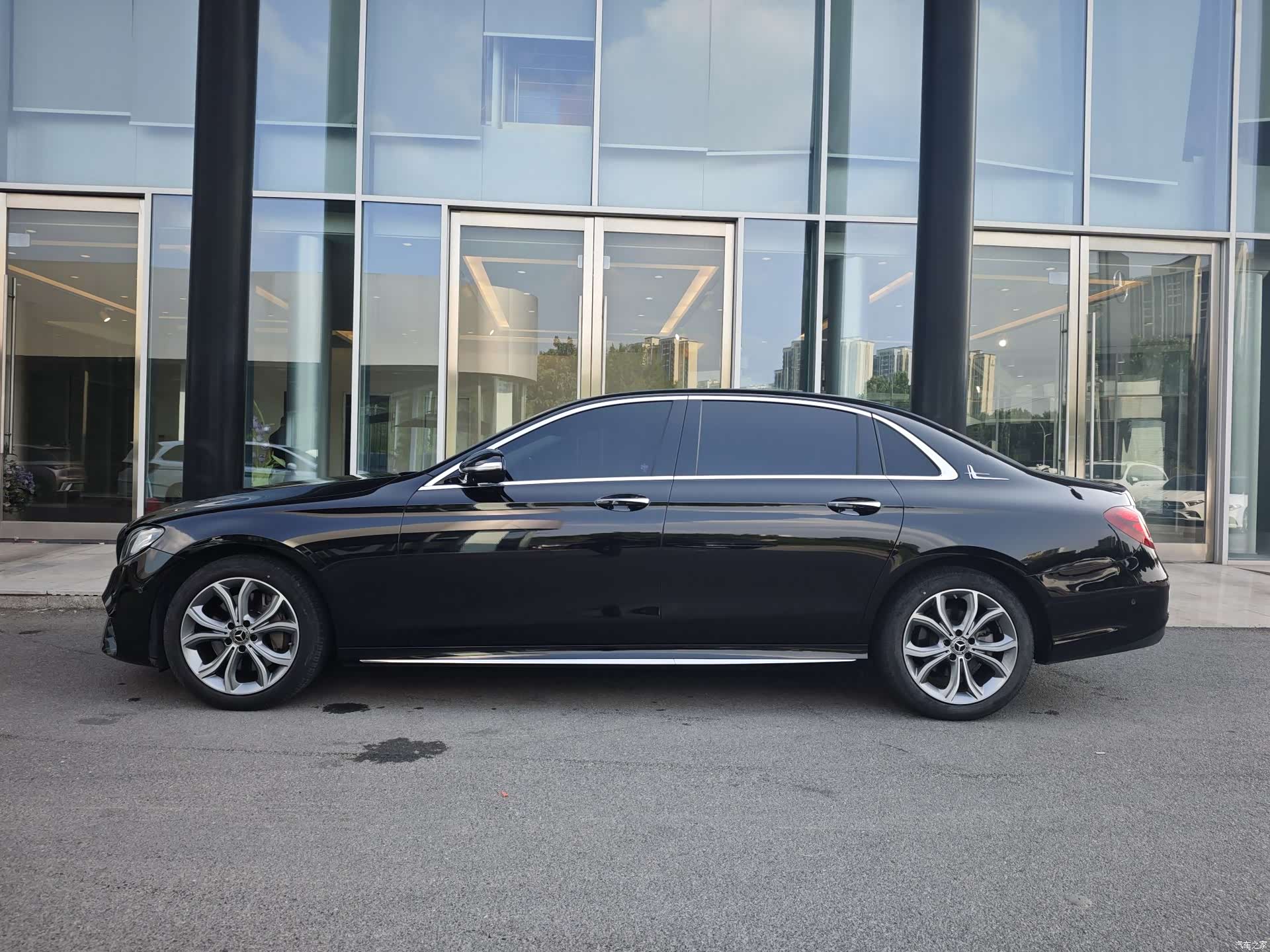 Mercedes-Benz E-Class, 2020 6