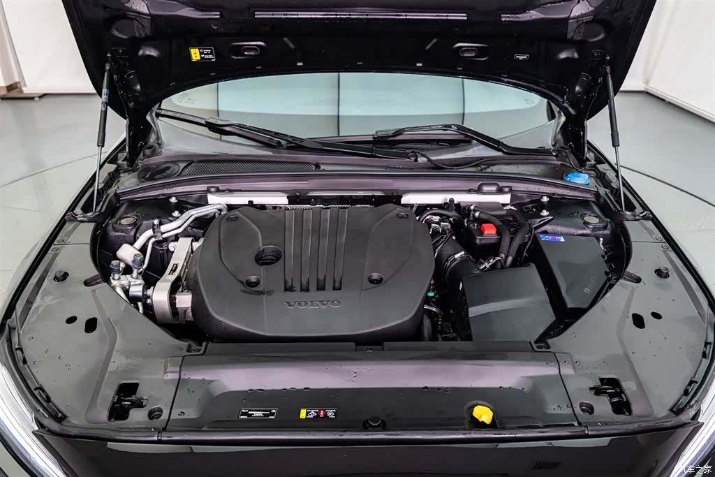 Volvo S90, 2023 8