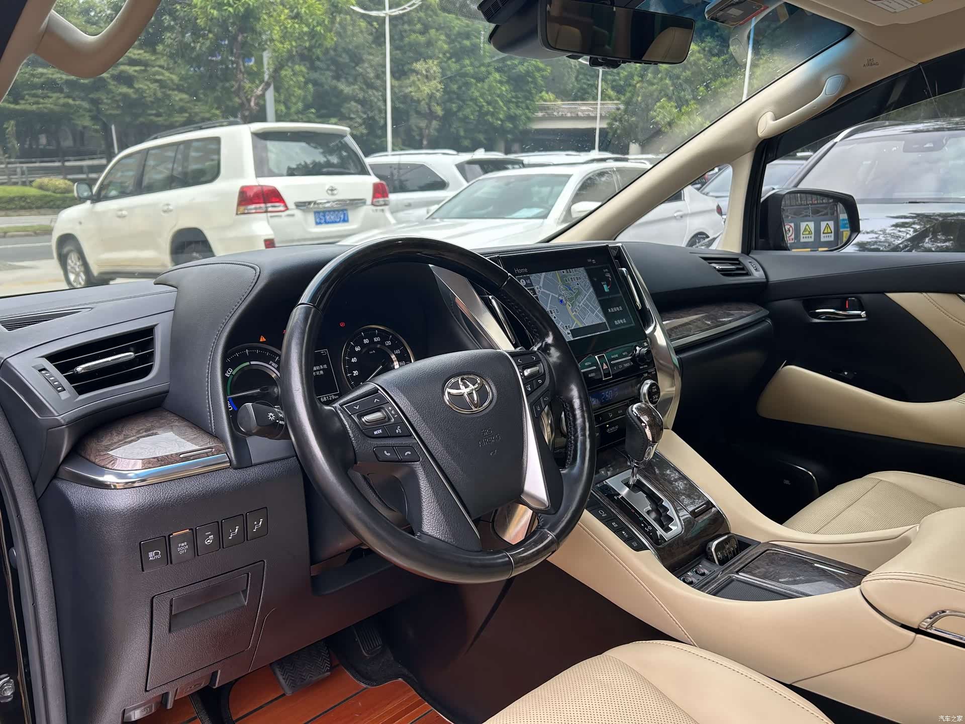 Toyota Vellfire, 2021 18