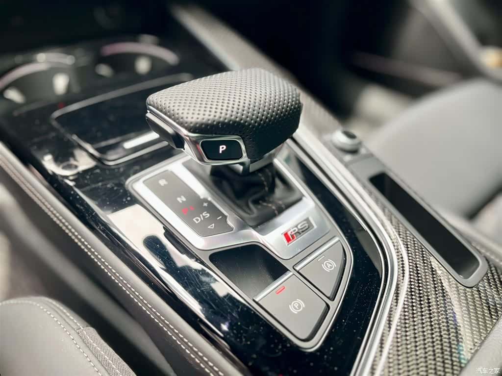Audi RS4, 2022 6