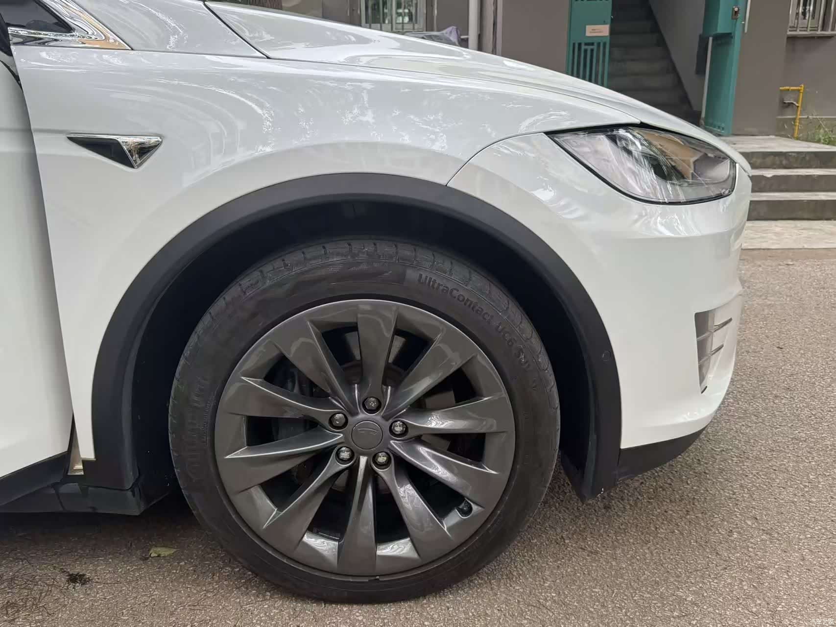 Tesla Model X, 2018 8