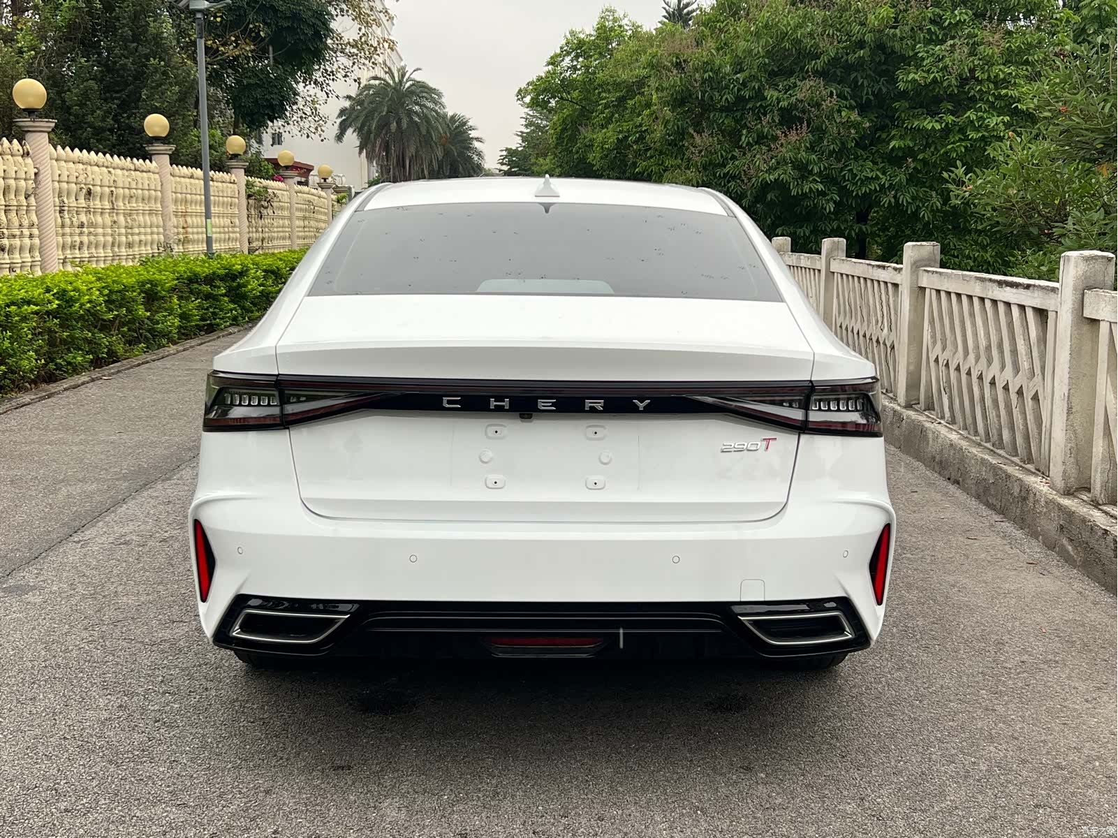 Chery Arrizo 8, 2023 13