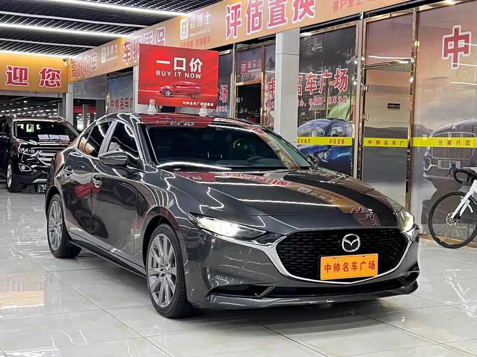 Mazda 3 Angkesaila
