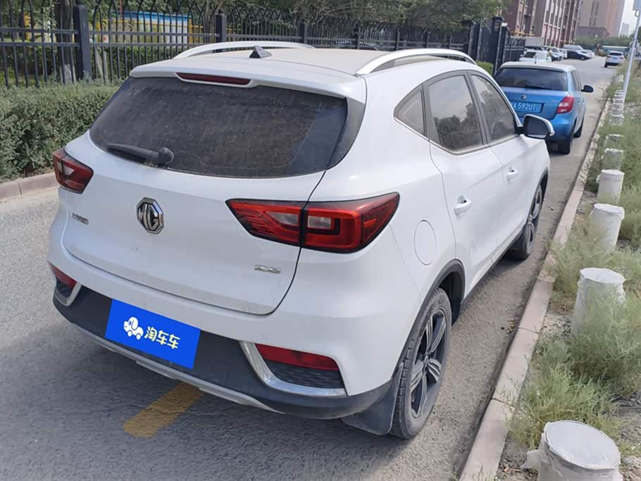 MG ZS