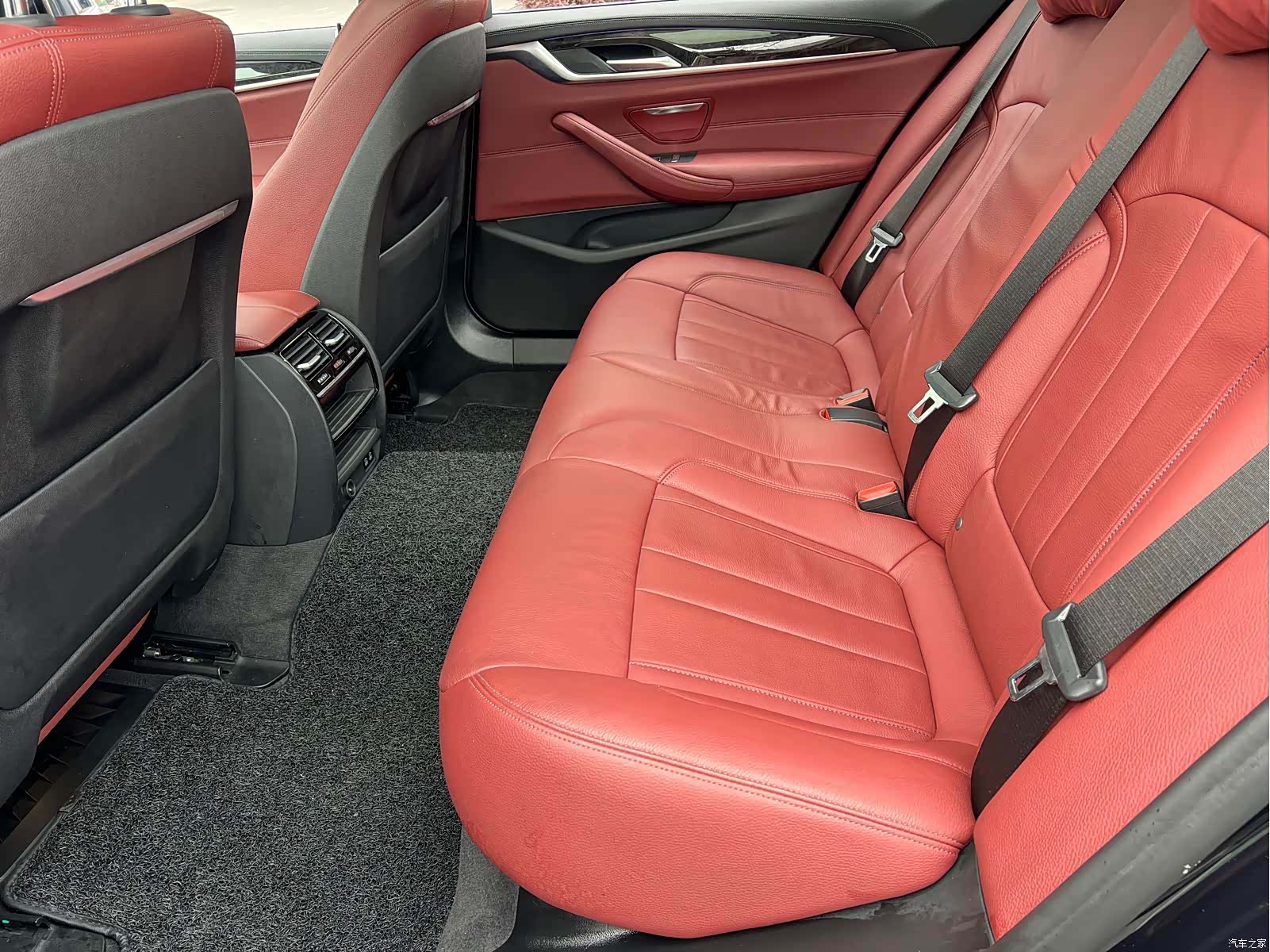 BMW 5 Series, 2020 8