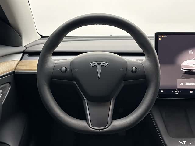 Tesla Model 3, 2023 11