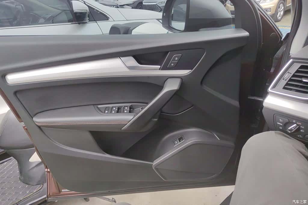 Audi Q5L, 2019 7