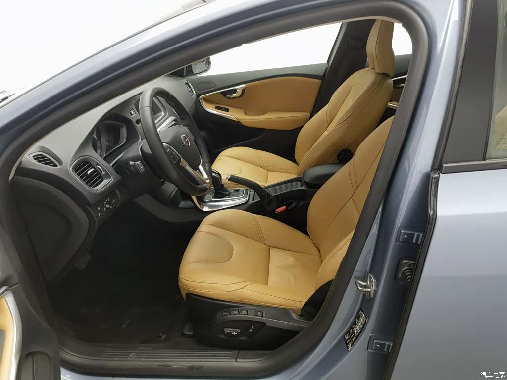 Volvo V40, 2017 10