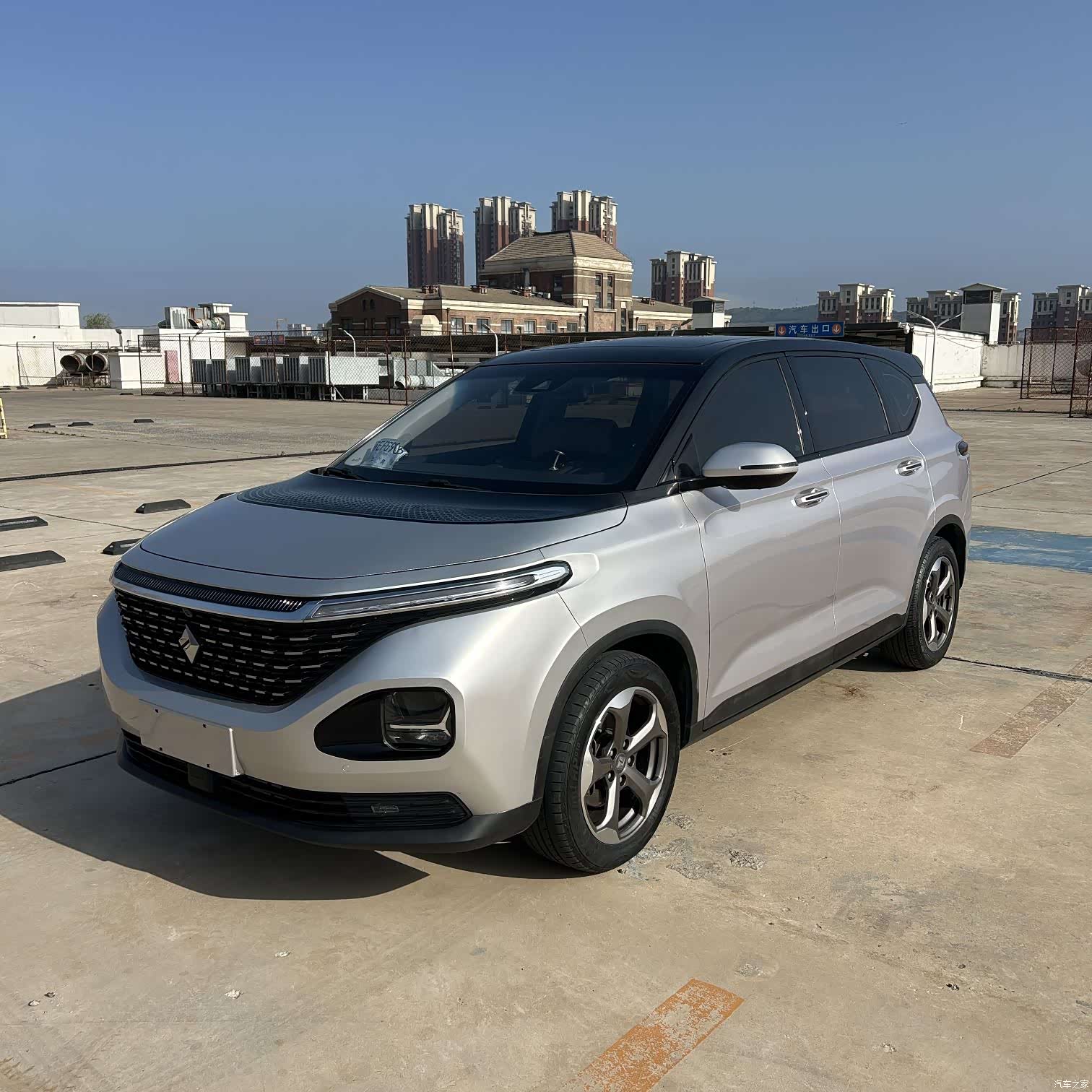 Wuling RM-5, 2020 1
