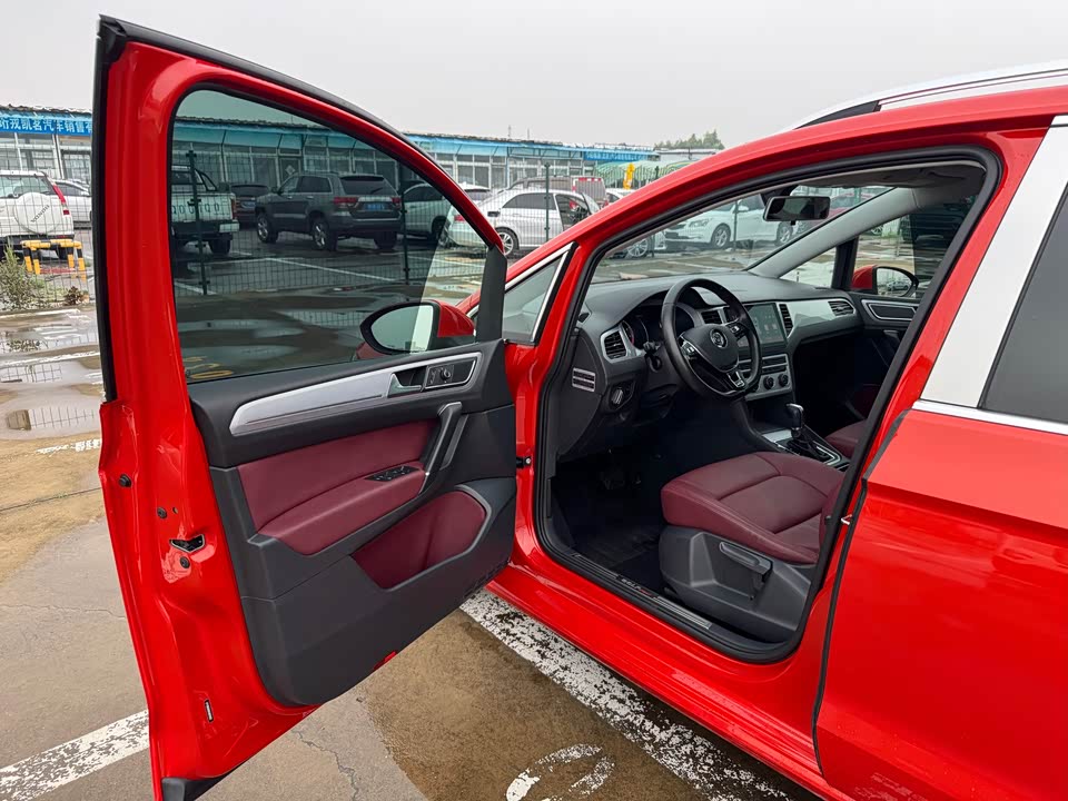 Volkswagen Golf*Jiayu Volkswagen Golf*Jiayu