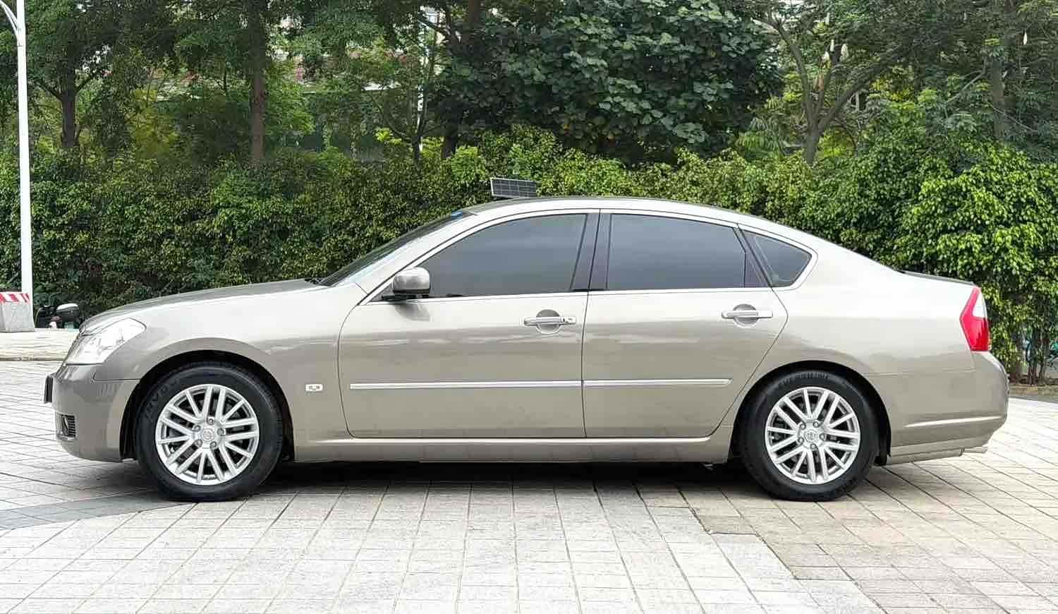 Nissan 350, 2007 7