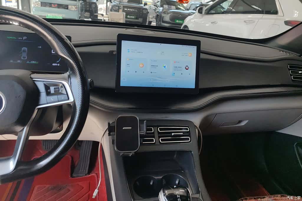 BYD Qin, 2023 13
