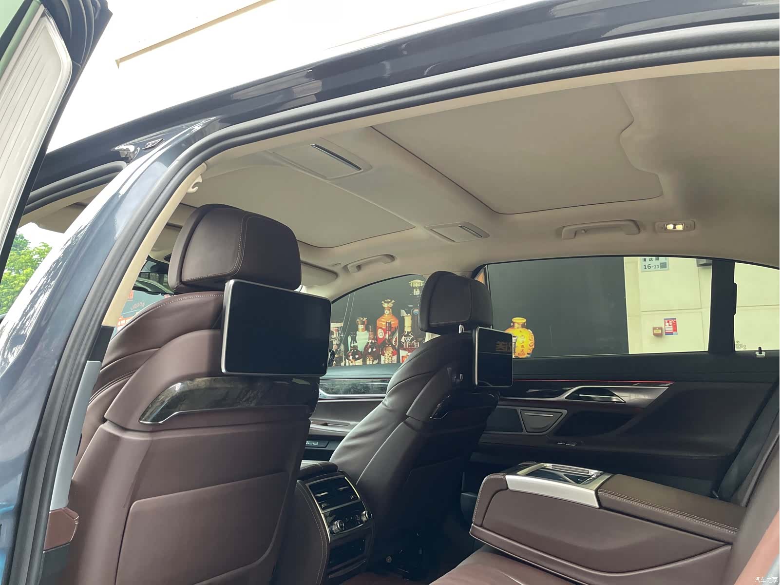 BMW 7 Series, 2016 10