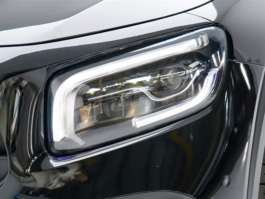 Mercedes-Benz GLB AMG