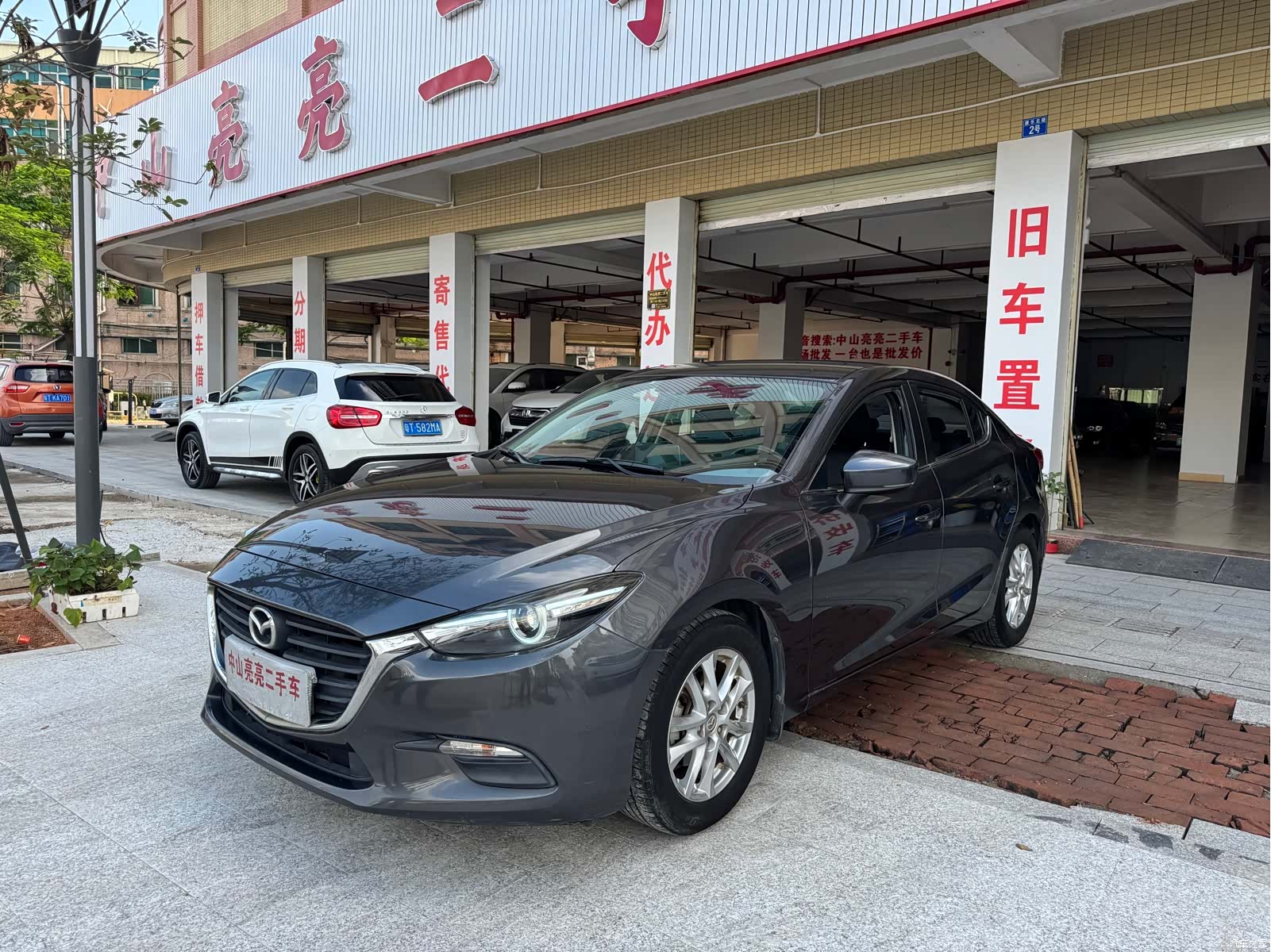 Mazda Mazda3, 2019 1