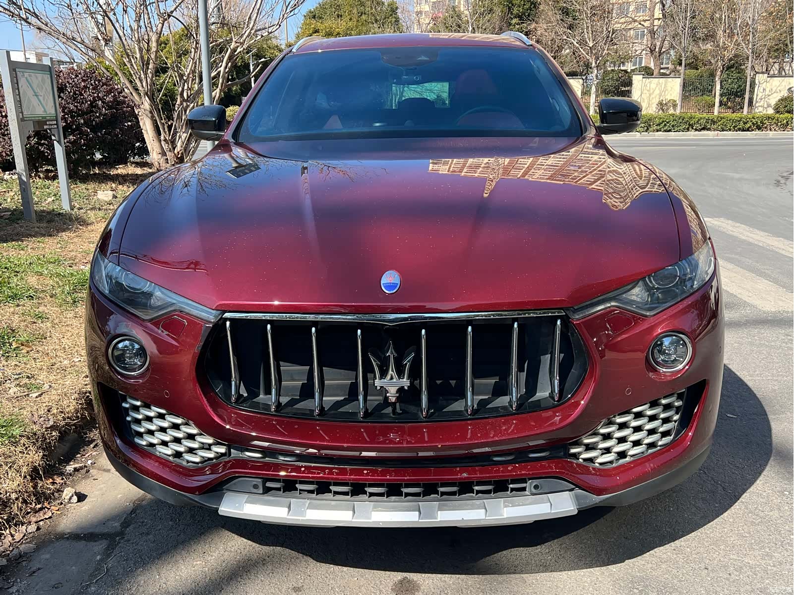 Maserati Levante, 2017 все фото