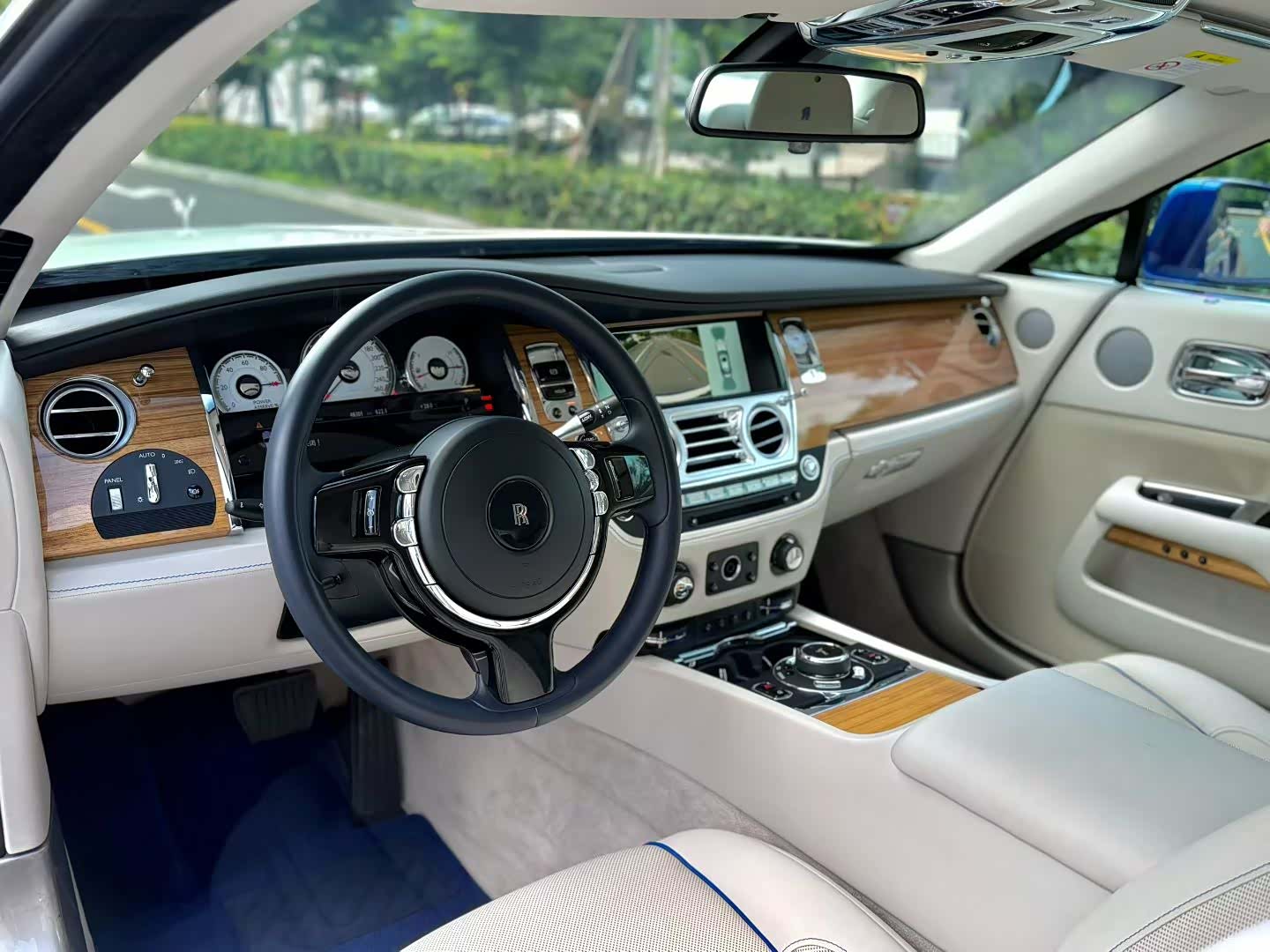 Rolls-Royce Wraith, 2017 4