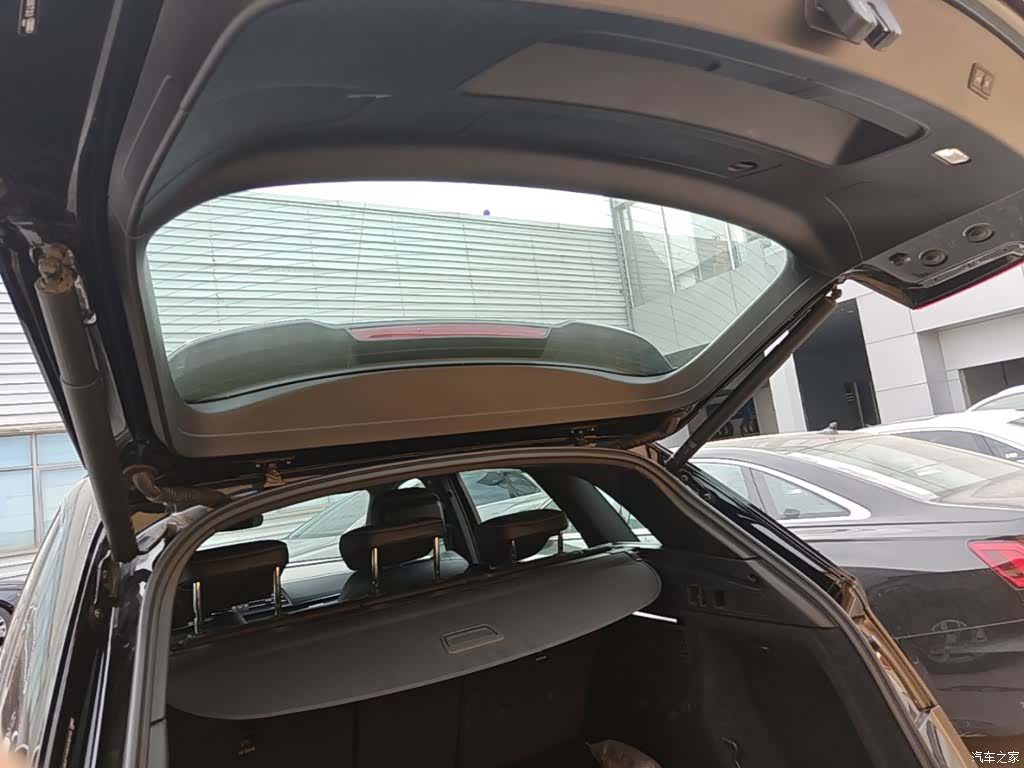Audi Q5L, 2024 19