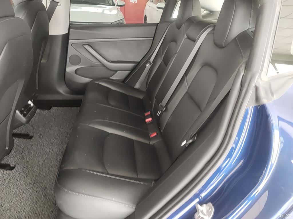 Tesla Model 3, 2023 17