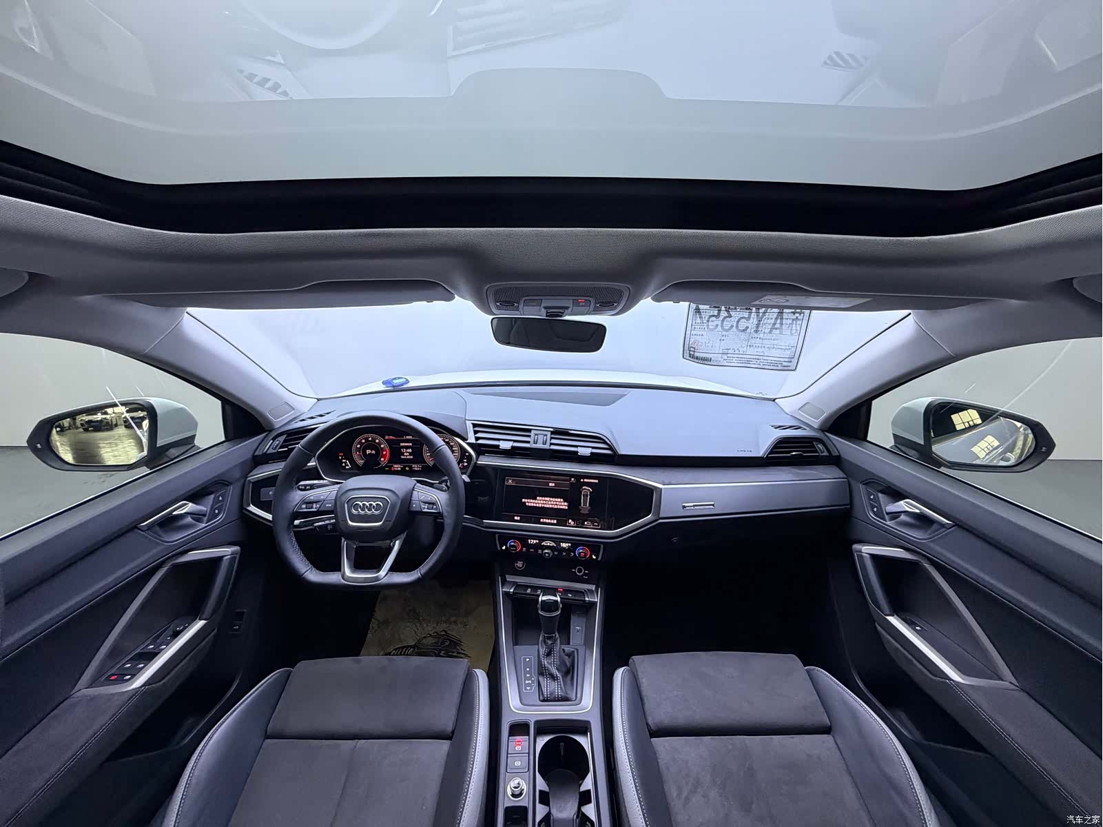 Audi Q3, 2023 20