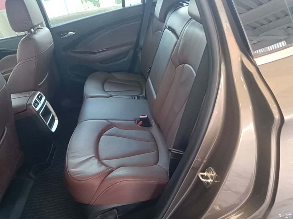 Buick Envision Plus, 2018 17