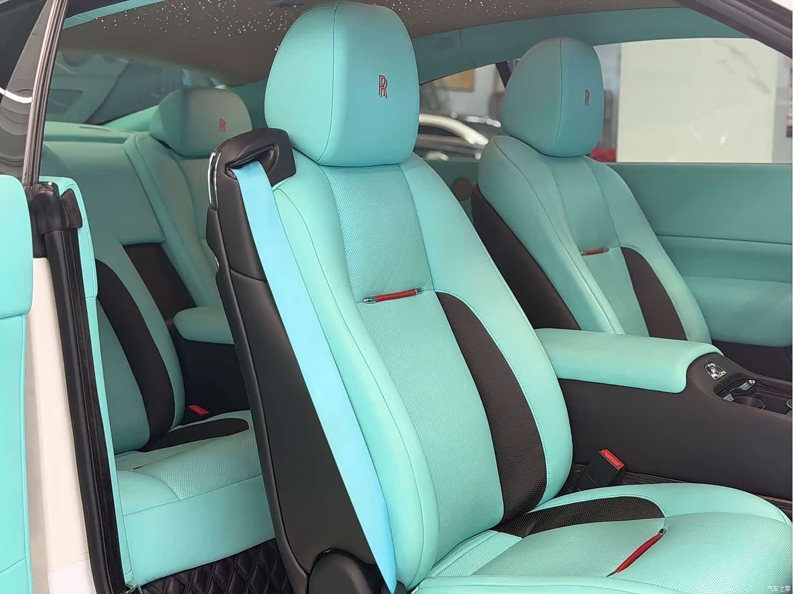 Rolls-Royce Wraith, 2015 8