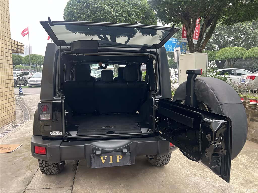 Jeep Wrangler, 2017 15