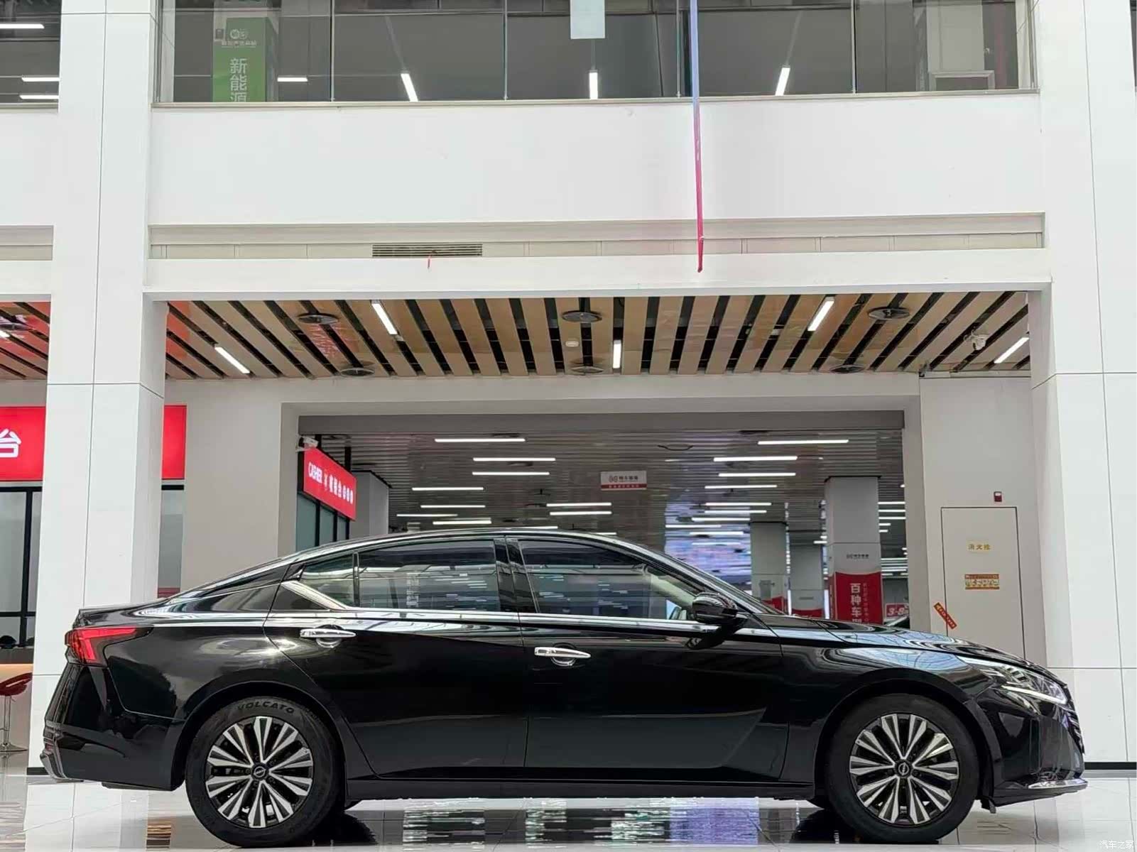 Nissan Teana, 2023 4