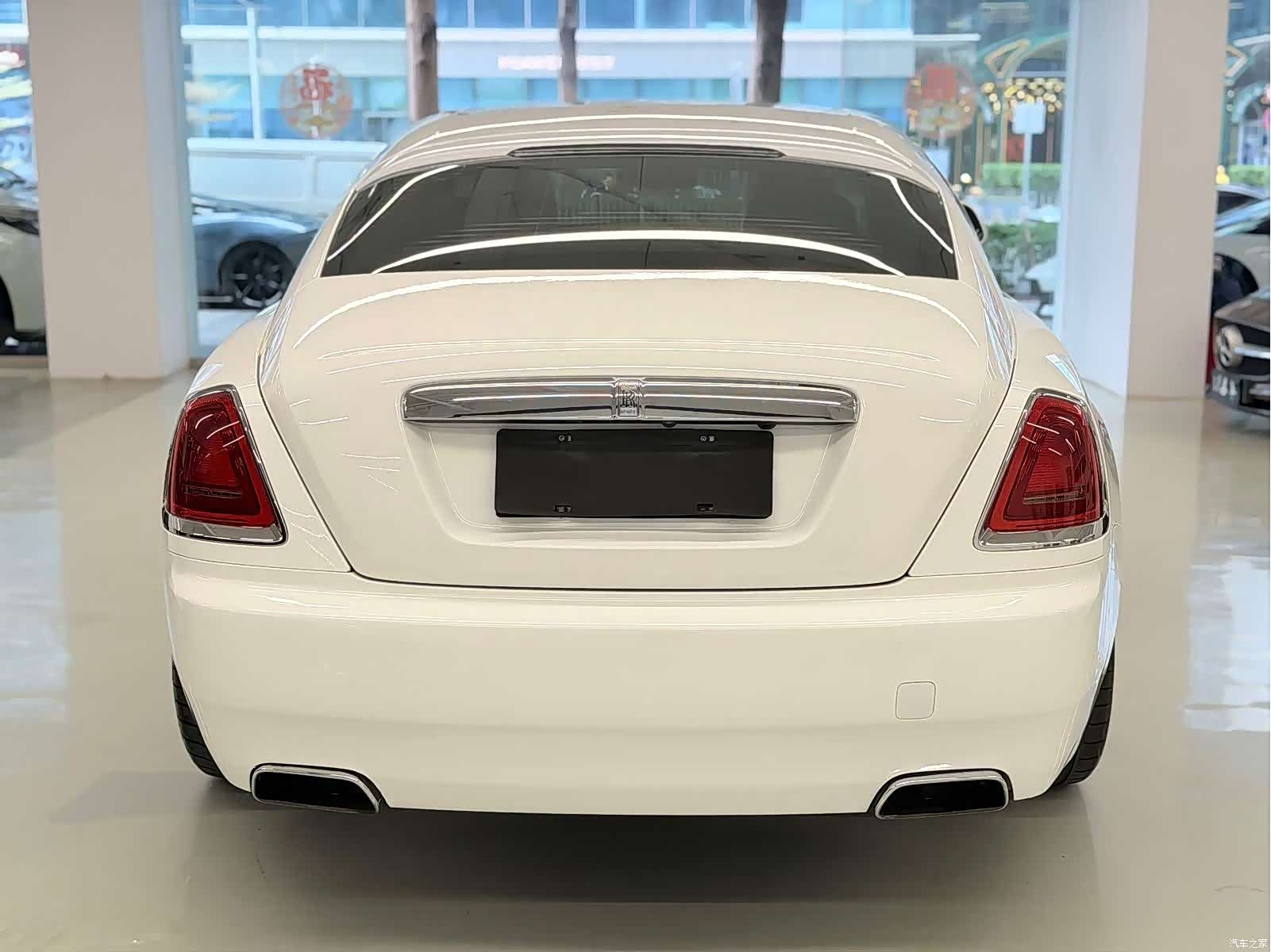 Rolls-Royce Wraith, 2015 11