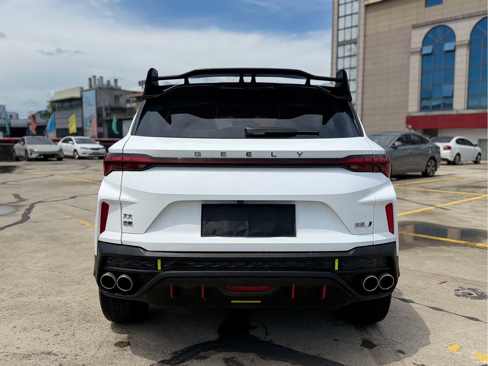 Geely Coolray, 2023 6