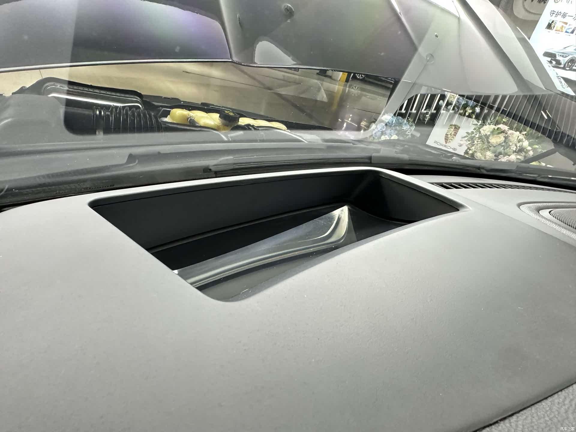 Lincoln Navigator, 2019 17