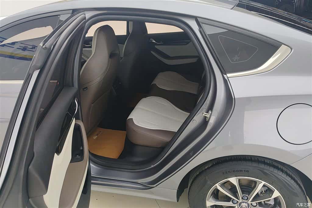 BYD Qin, 2024 11
