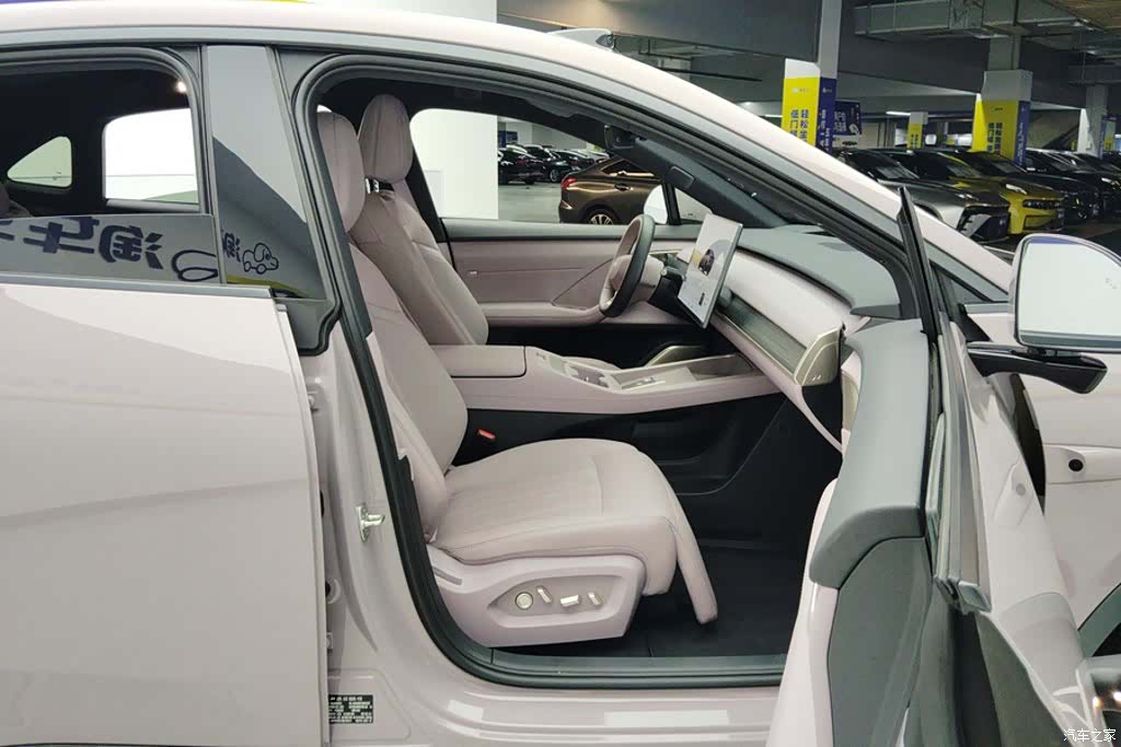 NIO L60, 2025 8