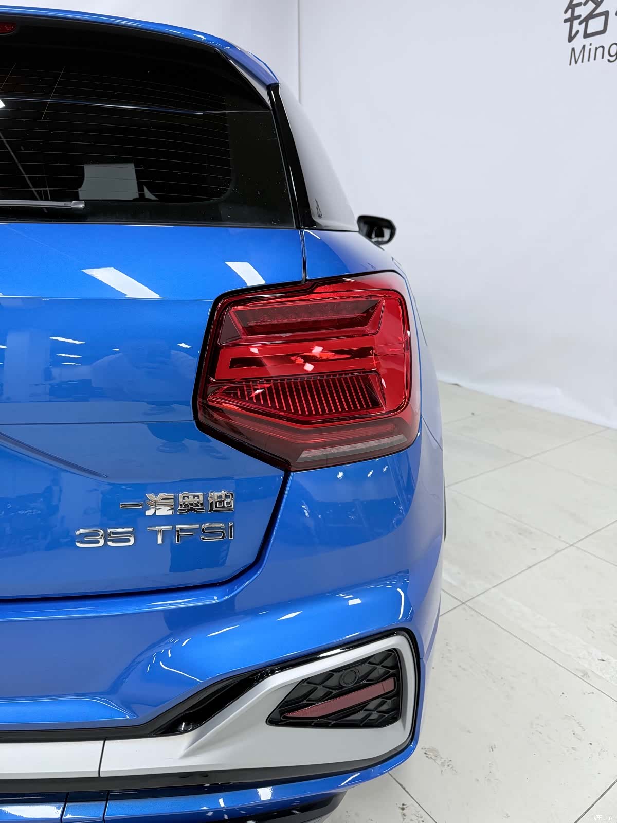 Audi Q2L, 2022 9