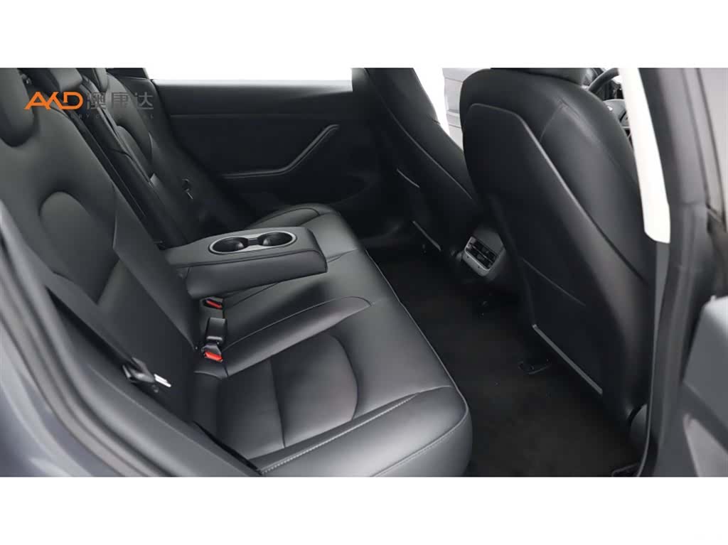 Tesla Model 3, 2022 8