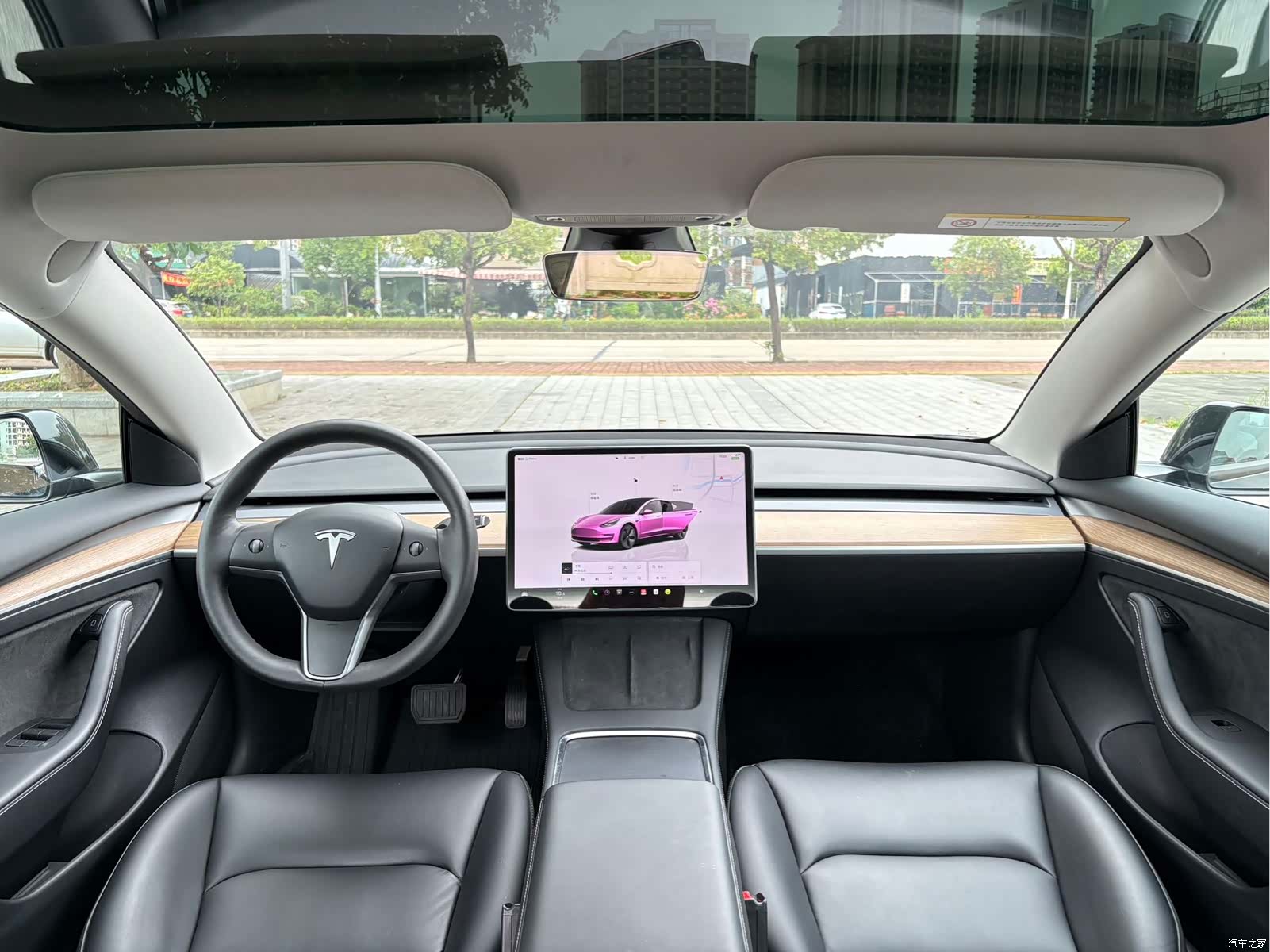 Tesla Model 3, 2022 все фото