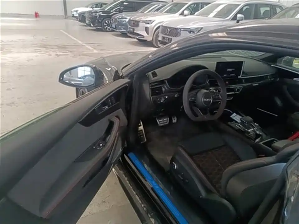 Audi RS 5